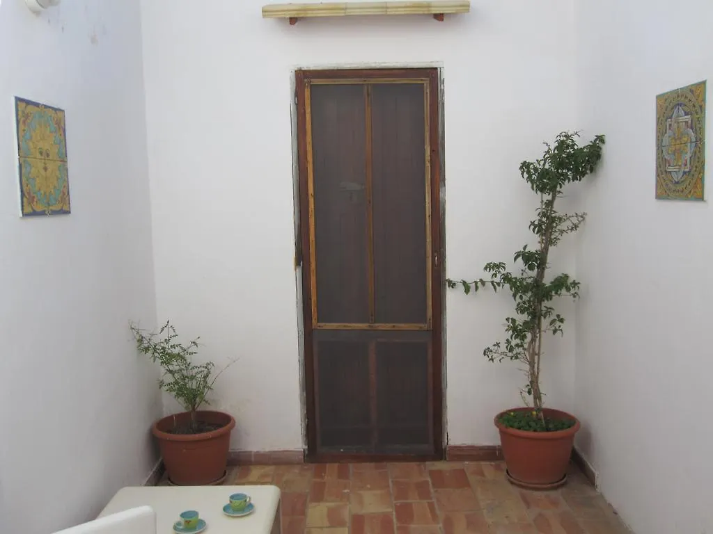 Дом отдыха Отель Casa Lidia Сан-Вито-Ло-Капо